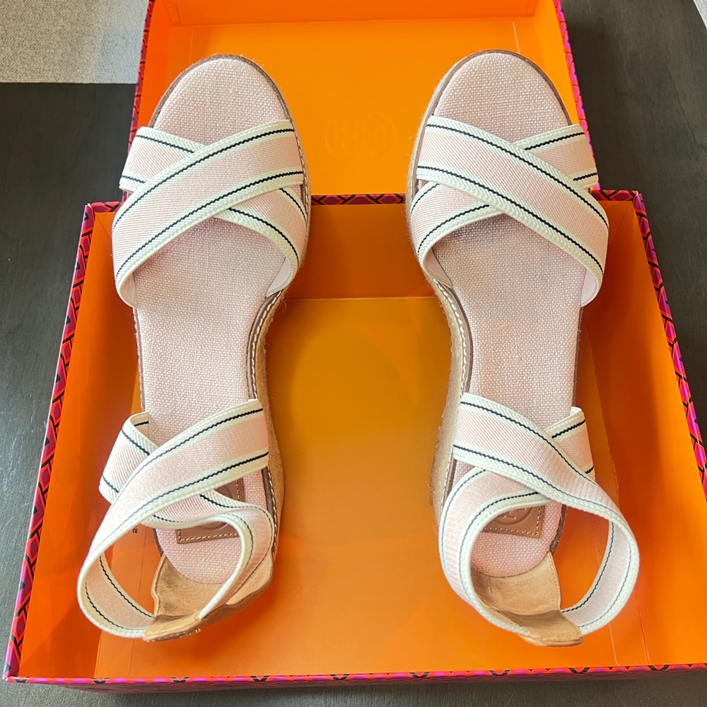 Women's Cream Sandals